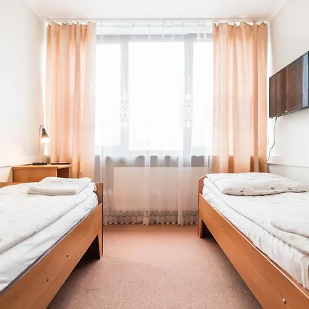 Dobre Miejsce Dom Rekolekcyjny Kompleks wypoczynkowy 2*