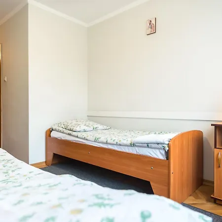 Dobre Miejsce Dom Rekolekcyjny Kompleks wypoczynkowy 2*