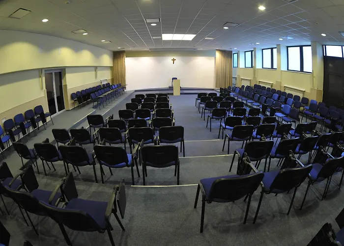 Kompleks wypoczynkowy Dobre Miejsce Dom Rekolekcyjny Warszawa