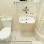 Dobre Miejsce Dom Rekolekcyjny 2*